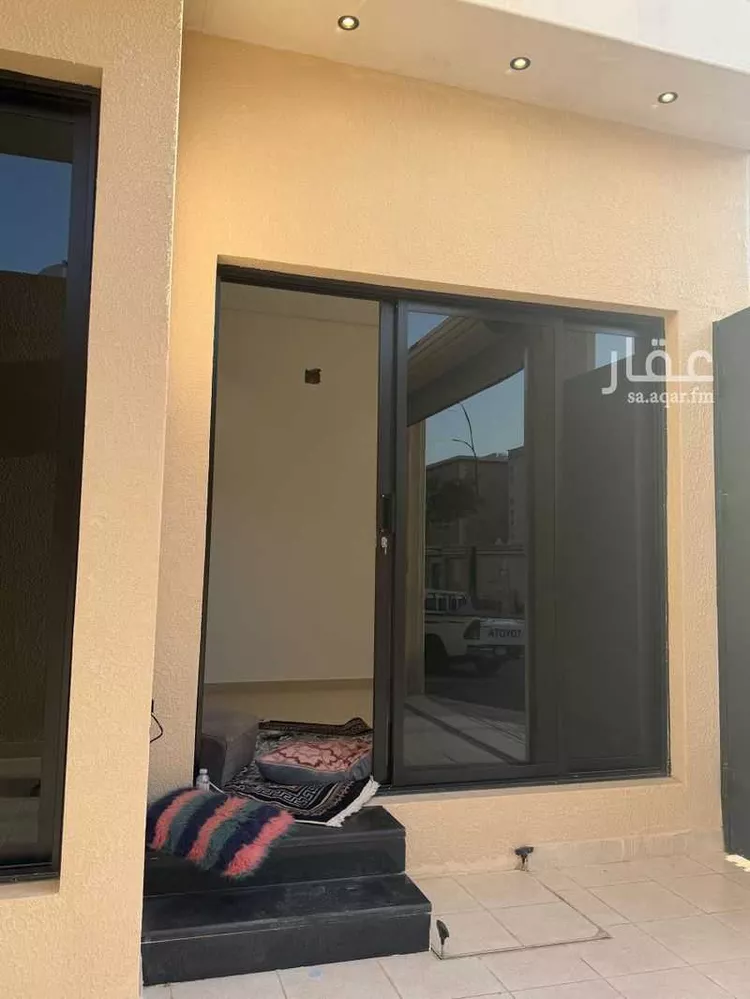دور للبيع في شارع المجاز, حي الحزم, مدينة الرياض, منطقة الرياض 6