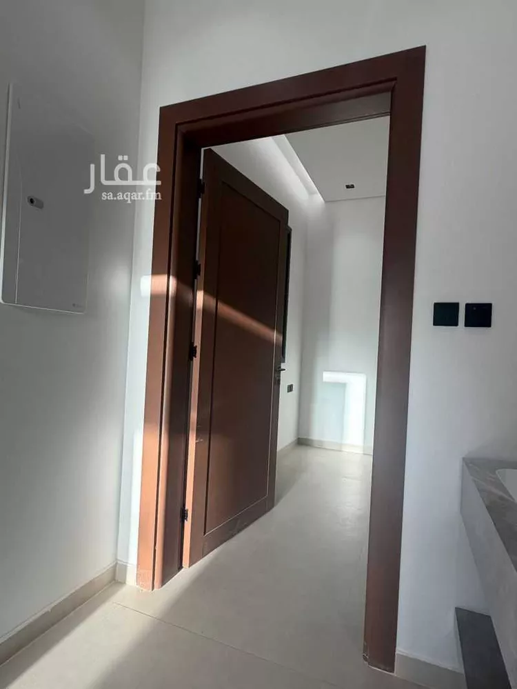دور للبيع في شارع المجاز, حي الحزم, مدينة الرياض, منطقة الرياض صورة 3