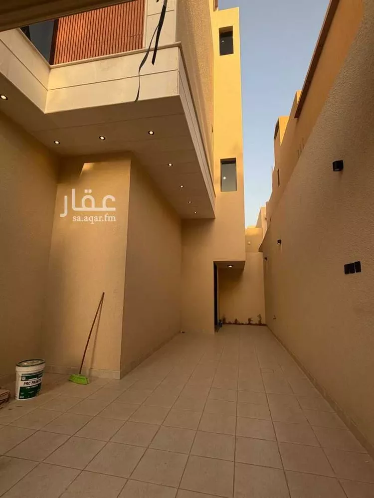 دور للبيع في شارع المجاز, حي الحزم, مدينة الرياض, منطقة الرياض 23