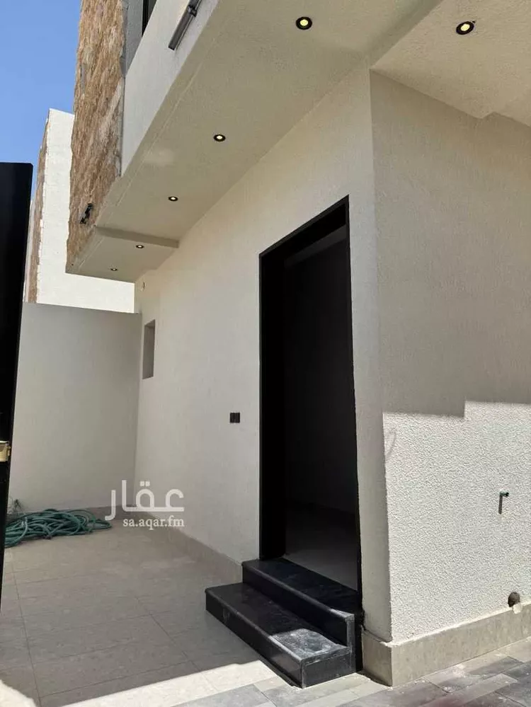 دور للبيع في حي بدر, مدينة الرياض, منطقة الرياض 17