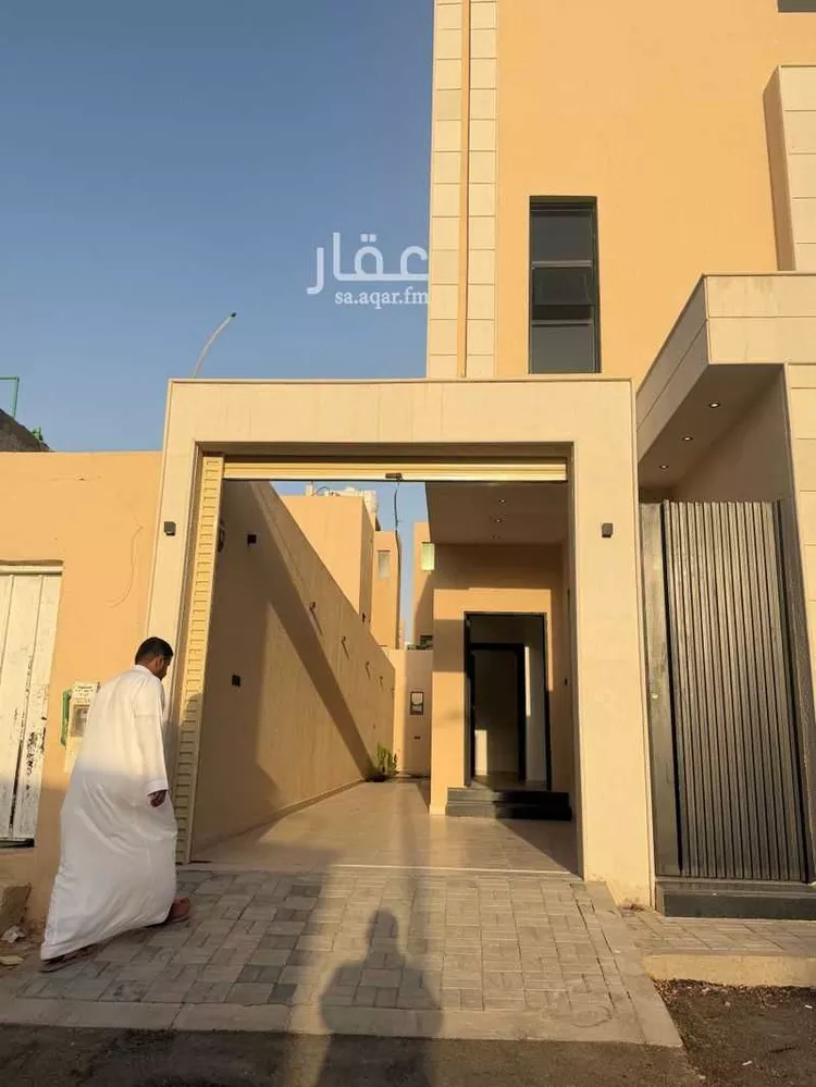 دور للبيع في شارع المجاز, حي الحزم, مدينة الرياض, منطقة الرياض صورة 4