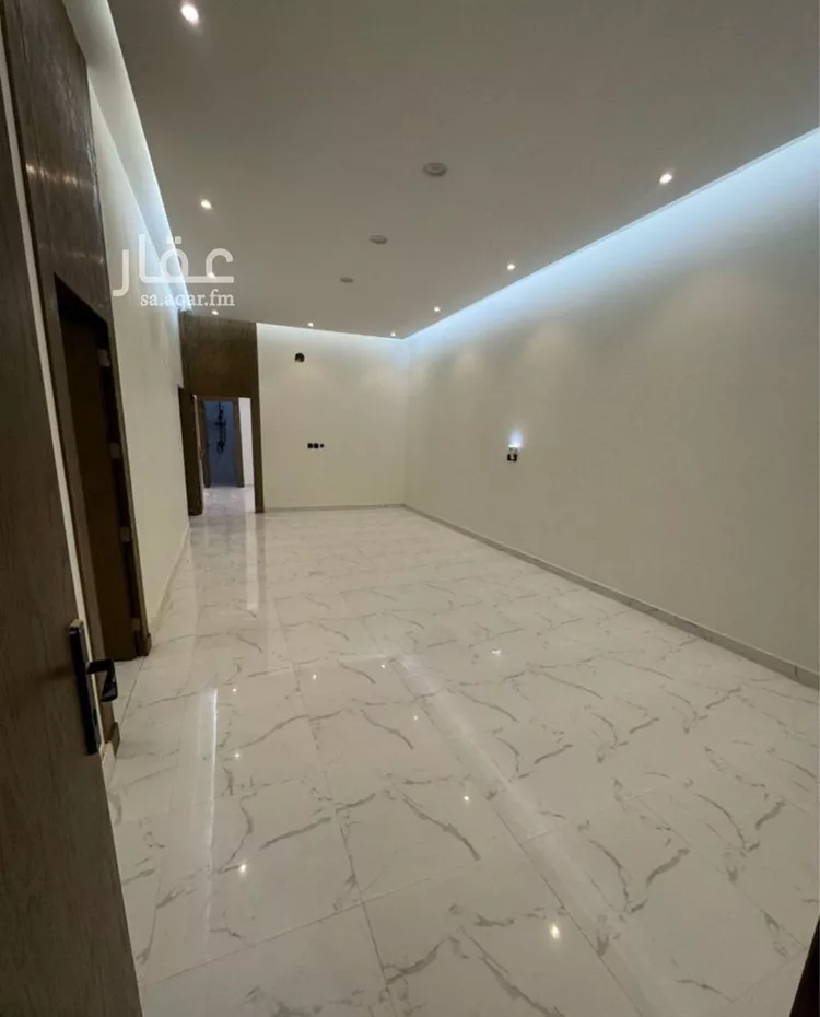 دور للبيع في شارع رشيد الليلا, حي عكاظ, مدينة الرياض, منطقة الرياض صورة 3