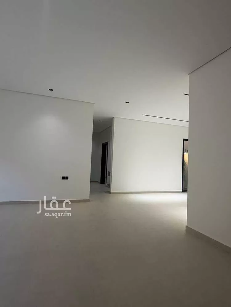 دور للبيع في شارع المجاز, حي الحزم, مدينة الرياض, منطقة الرياض 12