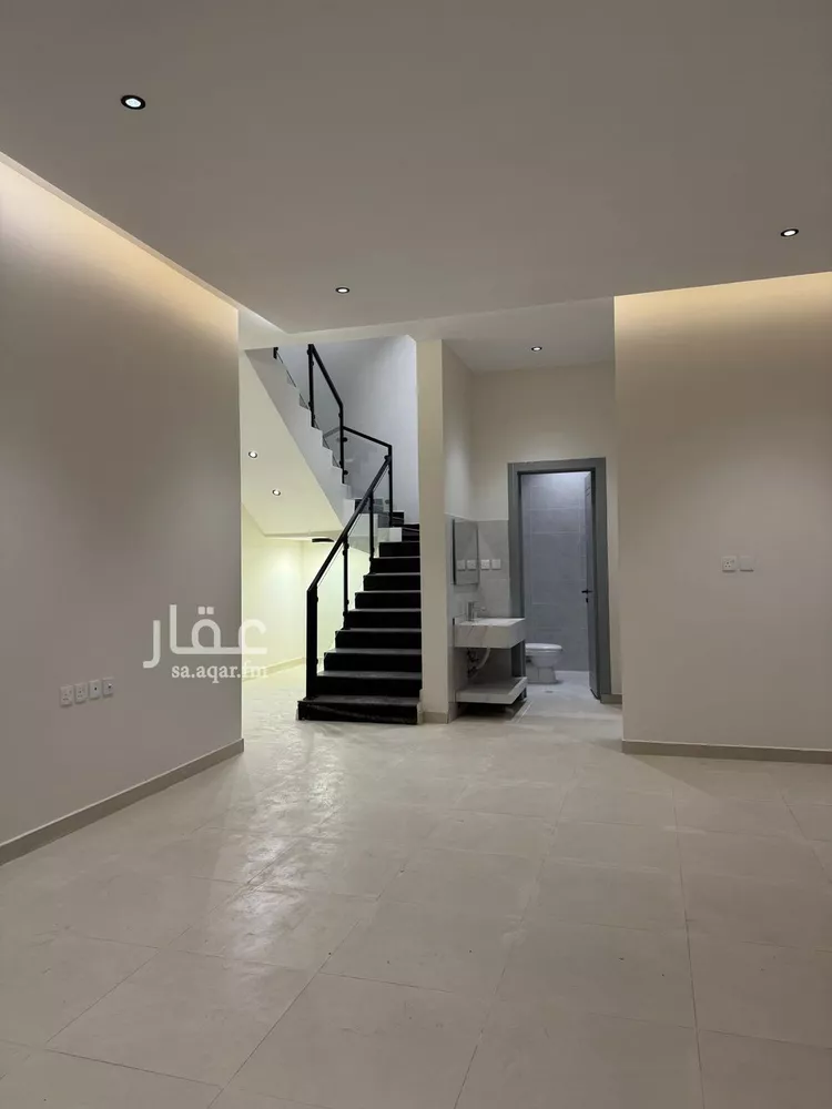 فيلا للبيع في شارع عكاظ, حي عكاظ, مدينة الرياض, منطقة الرياض