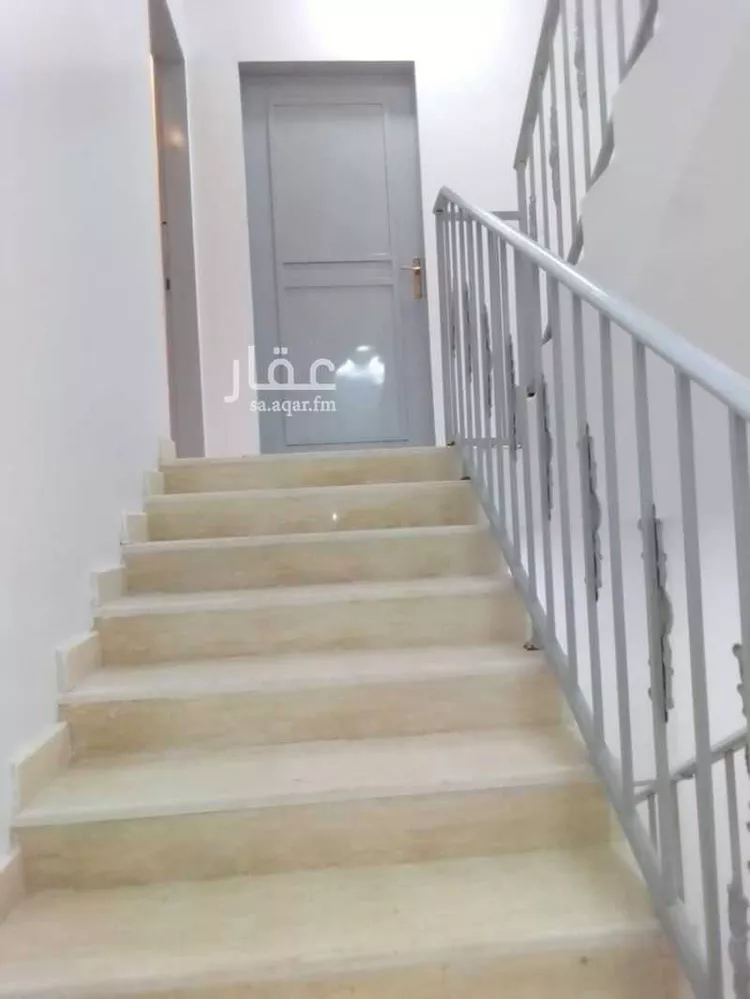 دور للإيجار في شارع أحمد الطيبي, حي بدر, مدينة الرياض, منطقة الرياض 1 صورة