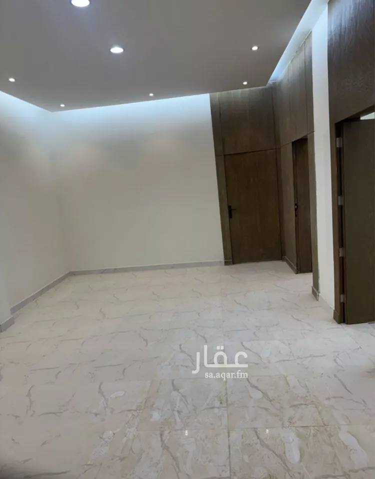 دور للبيع في شارع رشيد الليلا, حي عكاظ, مدينة الرياض, منطقة الرياض 8