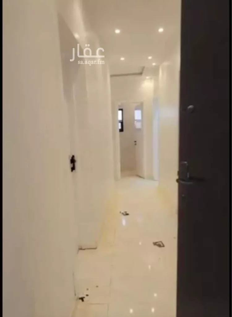 دور للبيع في شارع إبراهيم السوهائي, حي بدر, مدينة الرياض, منطقة الرياض صورة 3