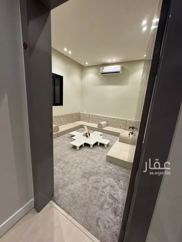 دور للإيجار في شارع ابن العماد الحنبلي, حي بدر, مدينة الرياض, منطقة الرياض صورة 3