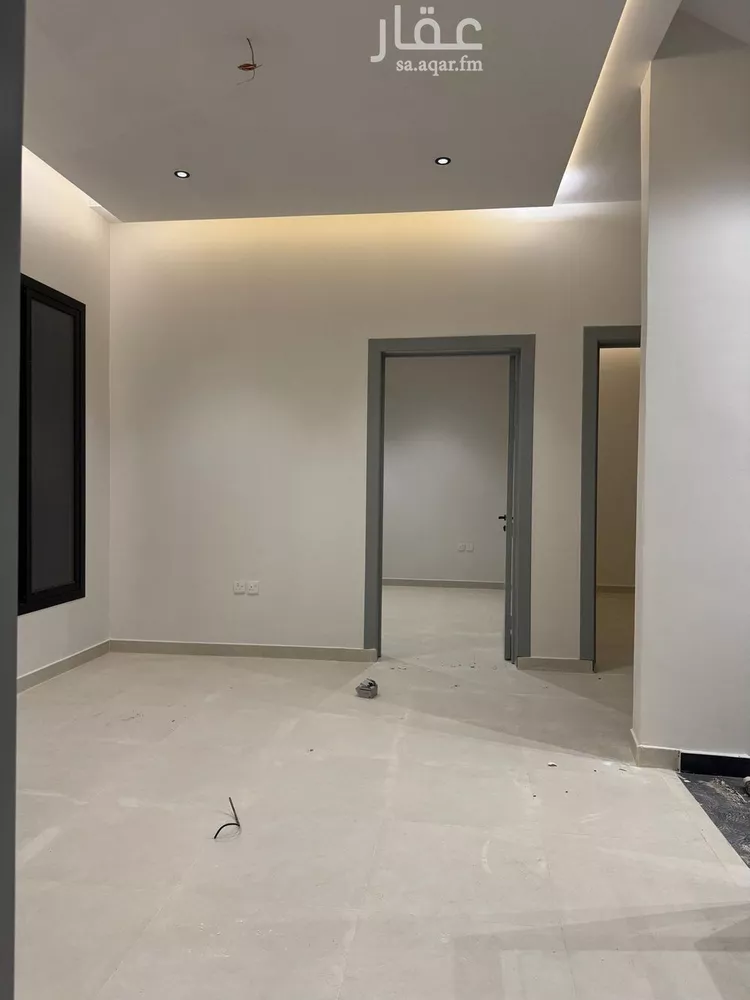 فيلا للبيع في شارع عكاظ, حي عكاظ, مدينة الرياض, منطقة الرياض صورة 5