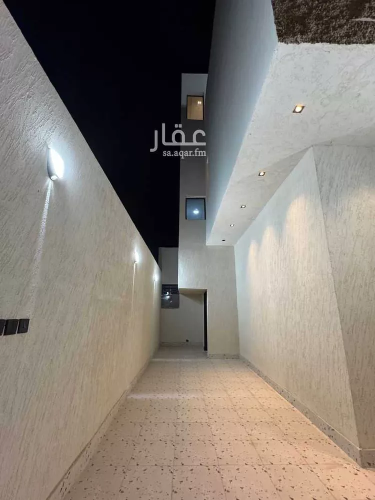 دور للبيع في شارع علي السقاط, حي ضاحية نمار, مدينة الرياض, منطقة الرياض صورة 2