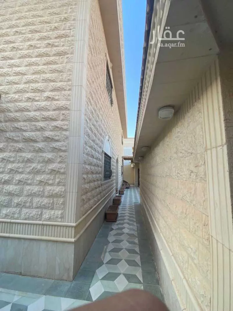 فيلا للبيع في شارع المحنا, حي الملك فيصل, مدينة الرياض, منطقة الرياض 6