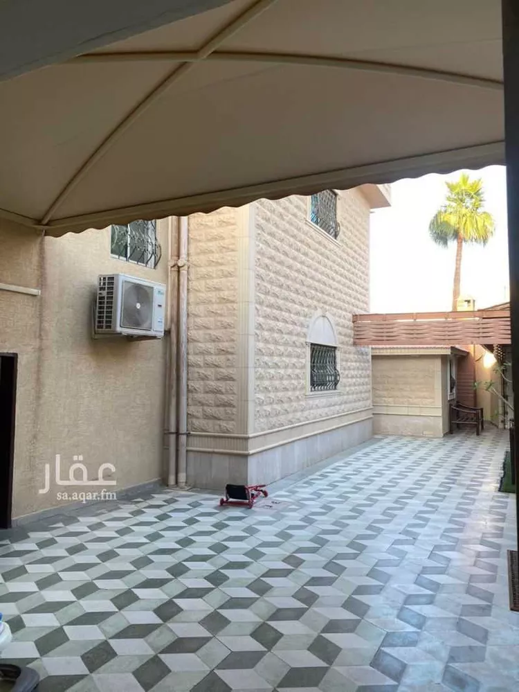 فيلا للبيع في شارع المحنا, حي الملك فيصل, مدينة الرياض, منطقة الرياض 14