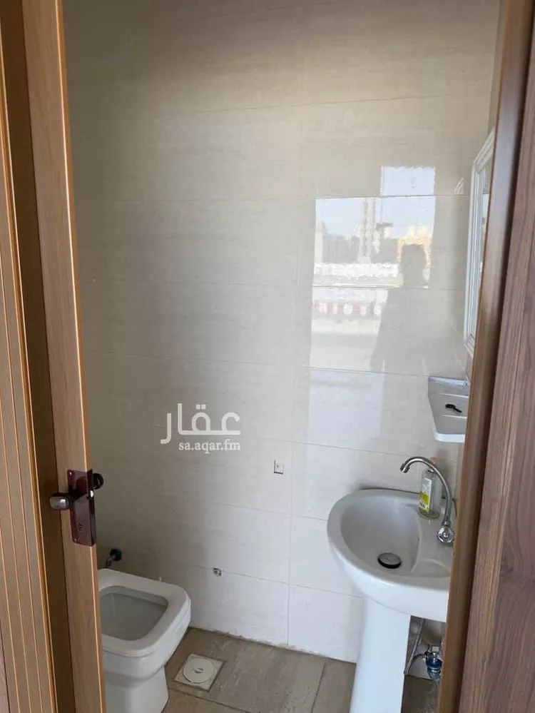 محل للإيجار في شارع الامير نايف ابن عبدالعزيز, حي الفردوس, مدينة جدة, منطقة مكة المكرمة صورة 3