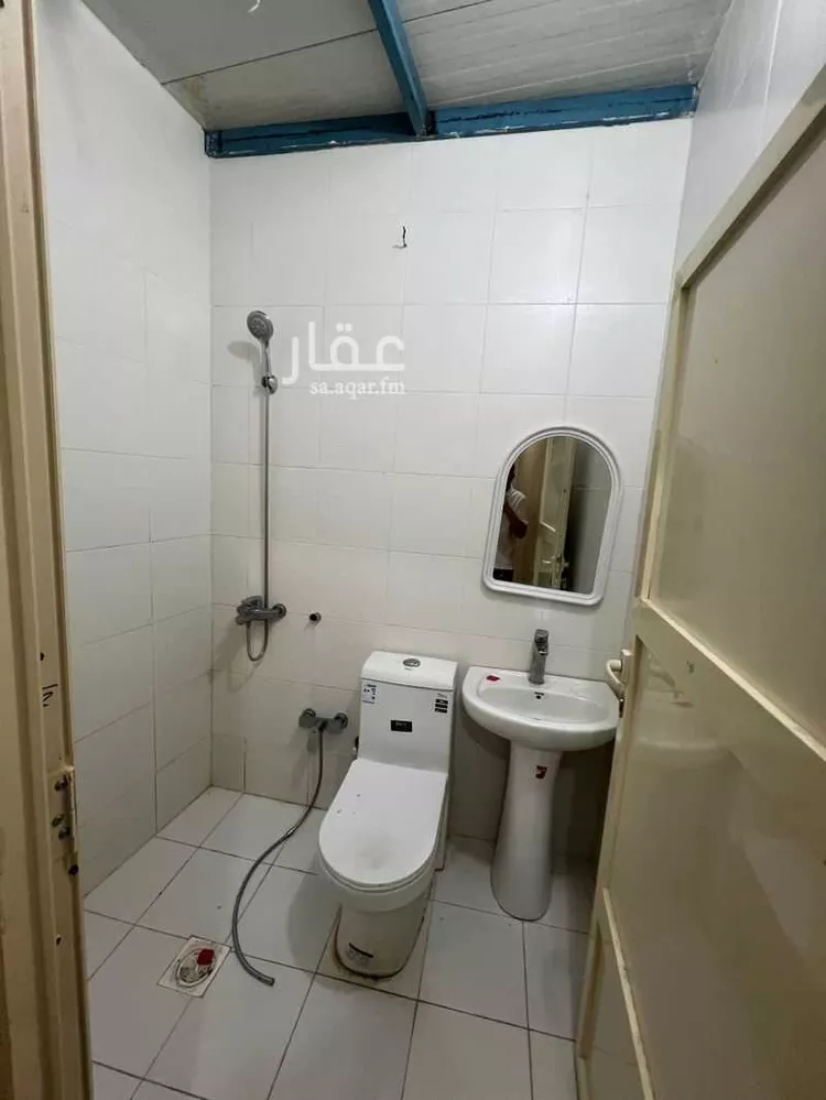 غرفة للإيجار في شارع المشتل, حي الحزم, مدينة الرياض, منطقة الرياض صورة 3