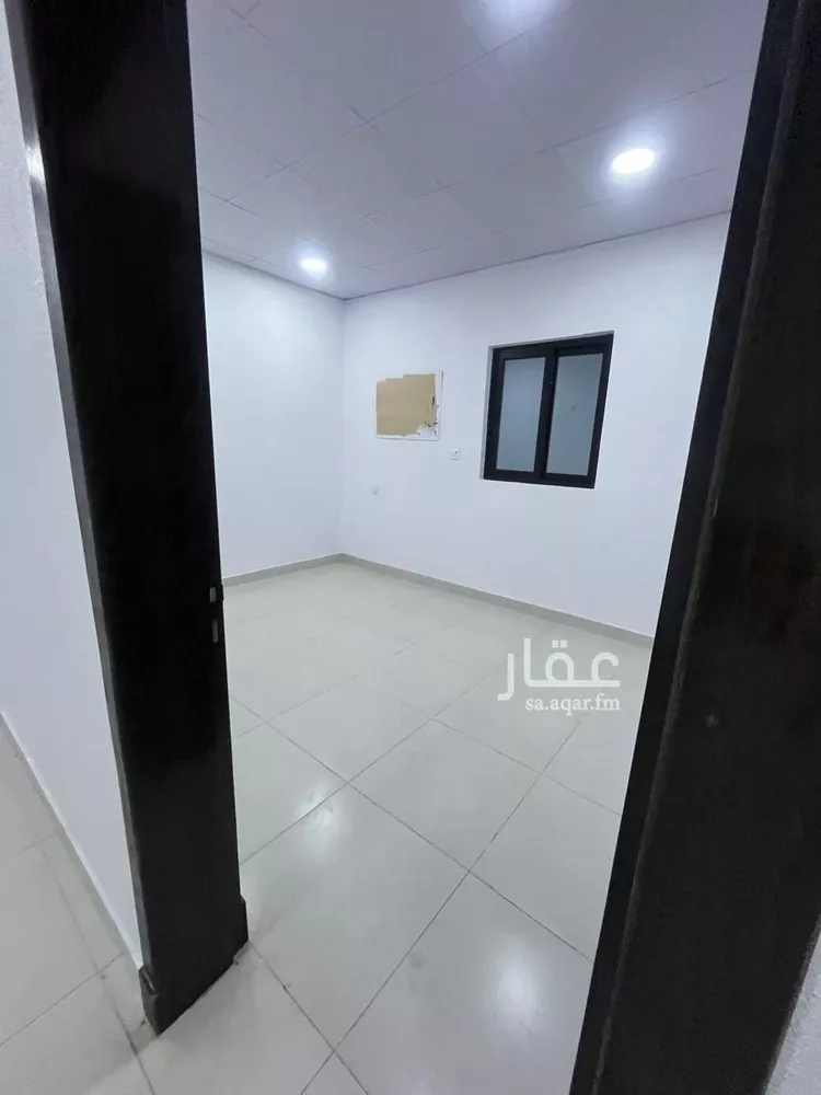 عمارة للإيجار في شارع 14ا, حي البادية, مدينة الدمام, المنطقة الشرقية صورة 2