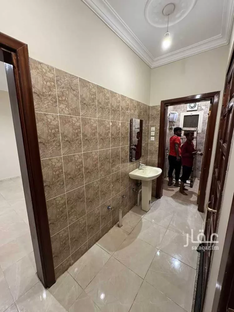 شقة للإيجار في شارع عفان ابن عتر السلمي ، حي العزيزية ، المدينة المنورة ، منطقة المدينة المنورة صورة 5