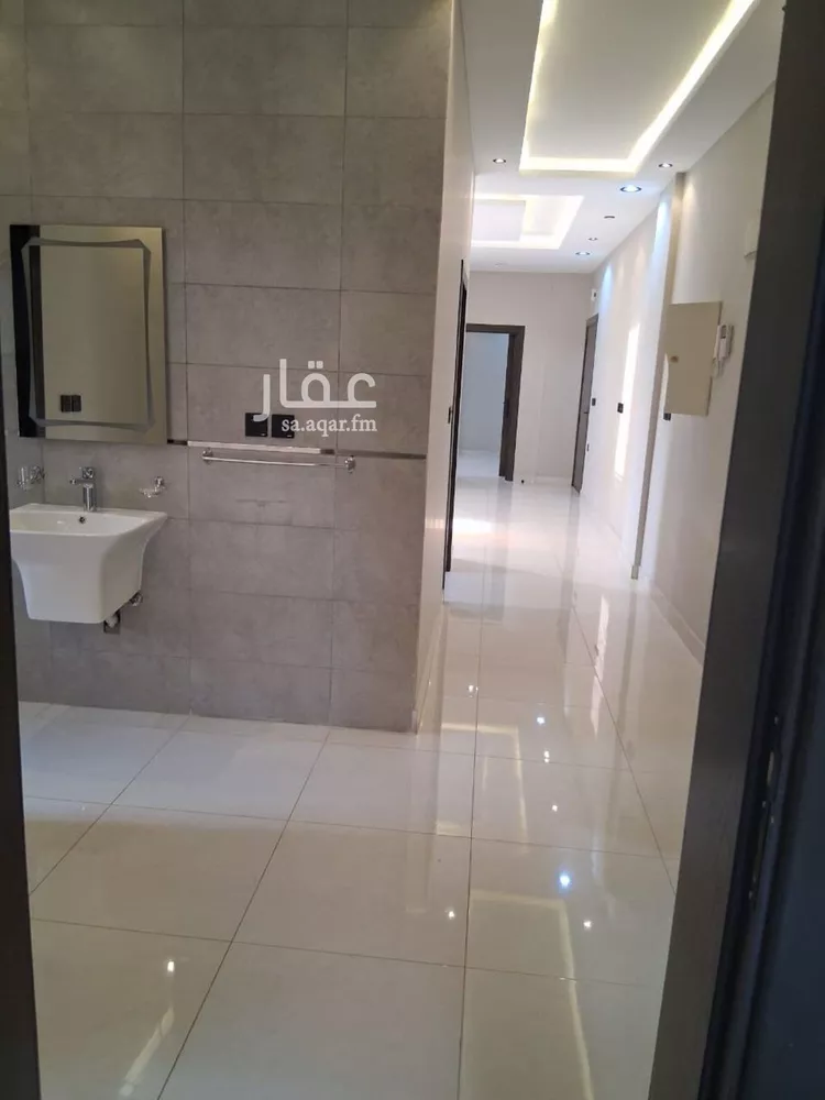 شقة للإيجار في شارع إبراهيم بن السديد, حي الياقوت, مدينة جدة, منطقة مكة المكرمة