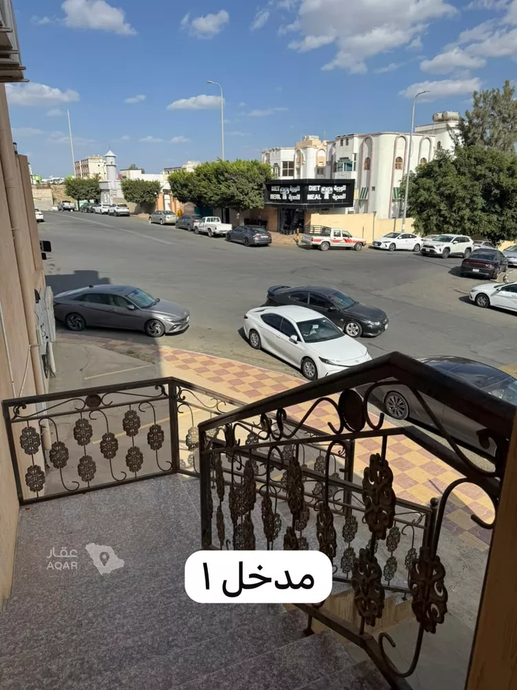 دور للإيجار في شارع معالي الشيخ سعود السديري, حي الحسام, مدينة الباحة, منطقة الباحة 2