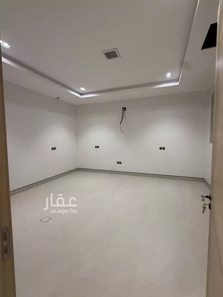فيلا للبيع في شارع أبي الحسن علي الجرجاني4, حي الرمال, مدينة الرياض, منطقة الرياض 7