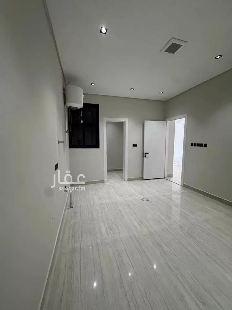 دور للبيع في شارع الحسن الرقي, حي طويق, مدينة الرياض, منطقة الرياض صورة 4