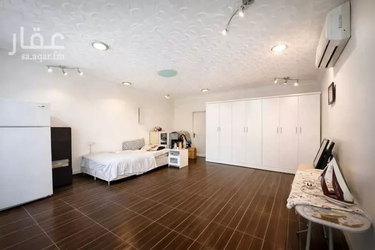 فيلا للبيع في شارع الجبرتي, حي بدر, مدينة الرياض, منطقة الرياض صورة 3