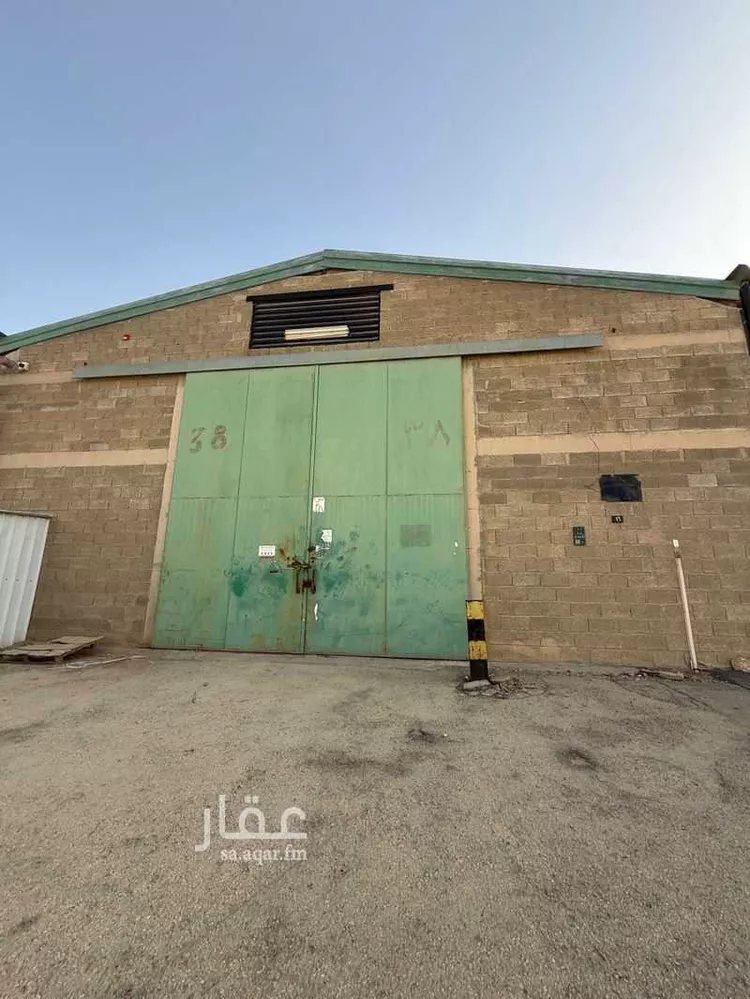 مستودع للبيع في شارع منارة, حي المروة, مدينة الرياض, منطقة الرياض صورة 2