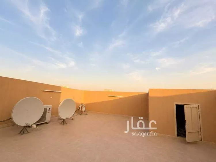فيلا للبيع في شارع أفضل الهاشمي, حي ظهرة البديعة, مدينة الرياض, منطقة الرياض صورة 2