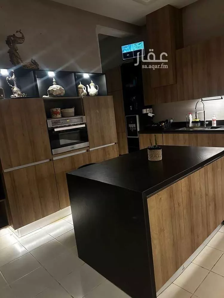 فيلا للبيع في شارع أحمد بن سعد, حي القيروان, مدينة الرياض, منطقة الرياض صورة 3