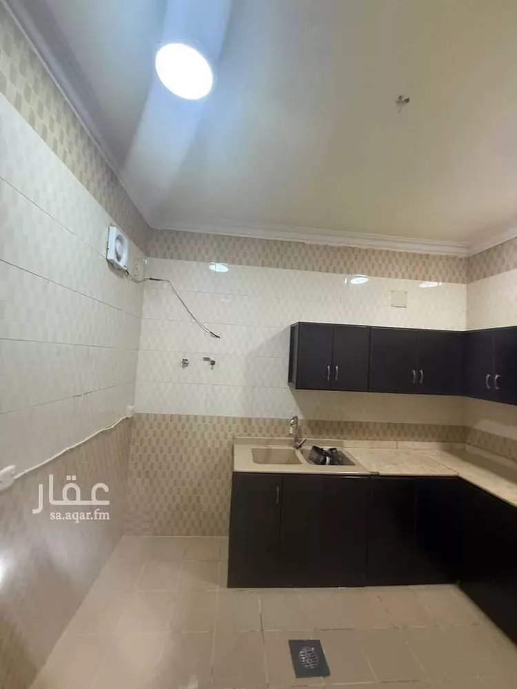 شقة للإيجار في شارع الحميدات ، حي غرناطة ، الرياض ، منطقة الرياض