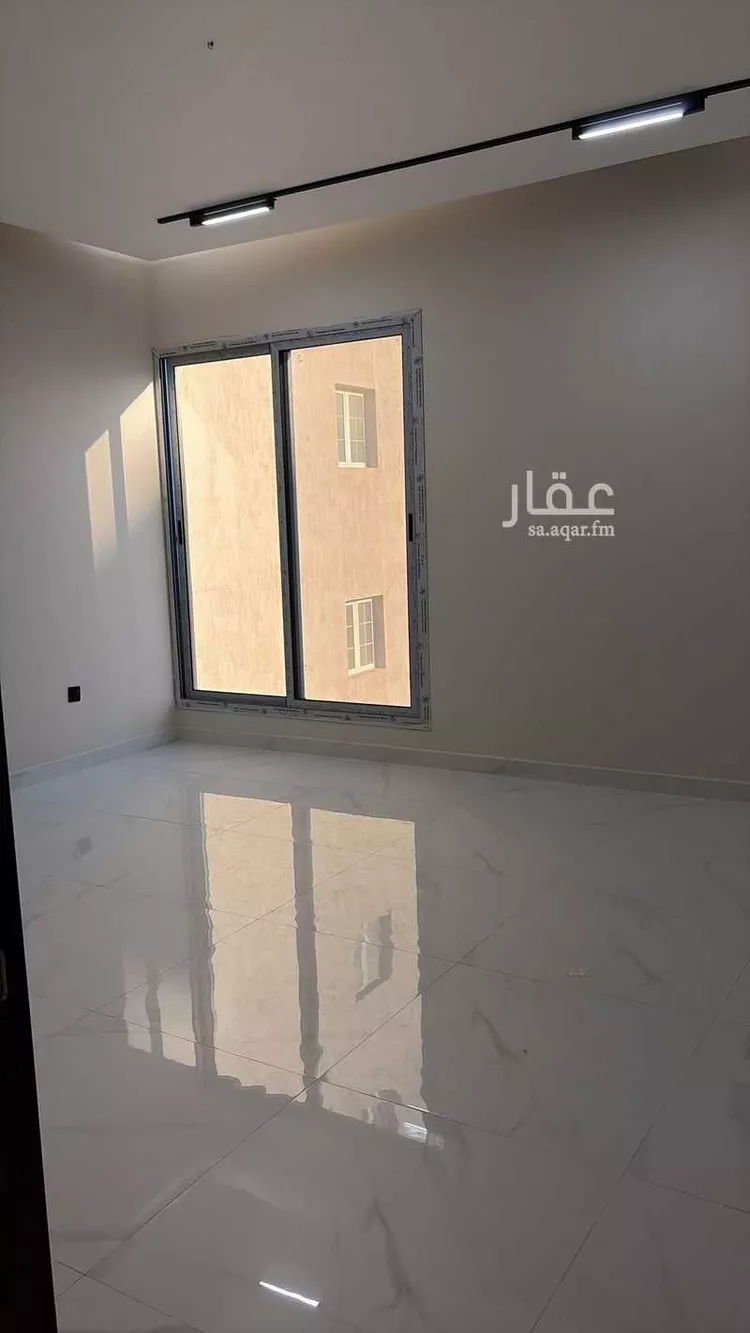 شقة للبيع في شارع الانوار, حي البحيرة, مدينة الخبر, المنطقة الشرقية 7