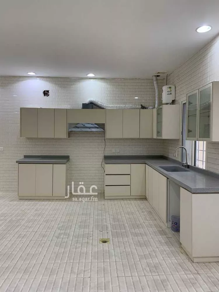فيلا للإيجار في شارع الاسره, حي العقيق, مدينة الخبر, المنطقة الشرقية صورة 5