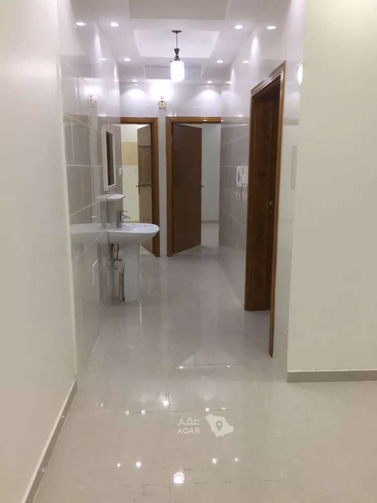 شقة للإيجار في شارع 212983, حي السوق, مدينة الباحة, منطقة الباحة 7