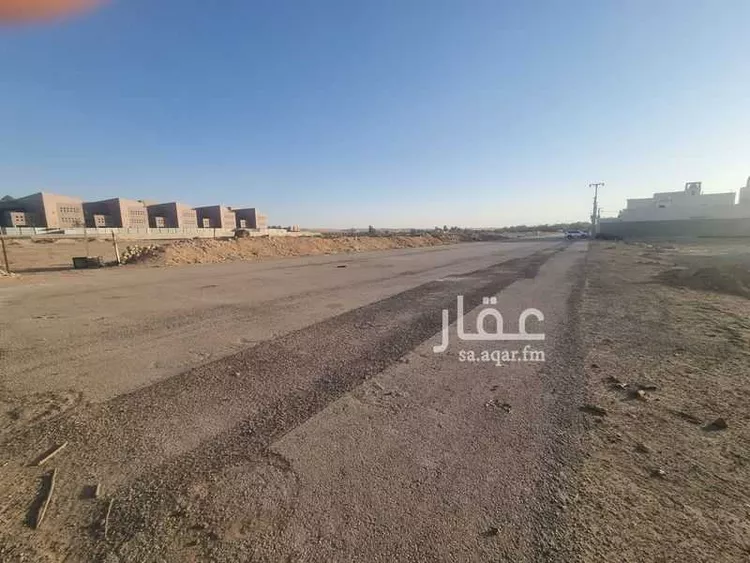 Land for Sale in Al Muzahimiyah Shukhaib 7