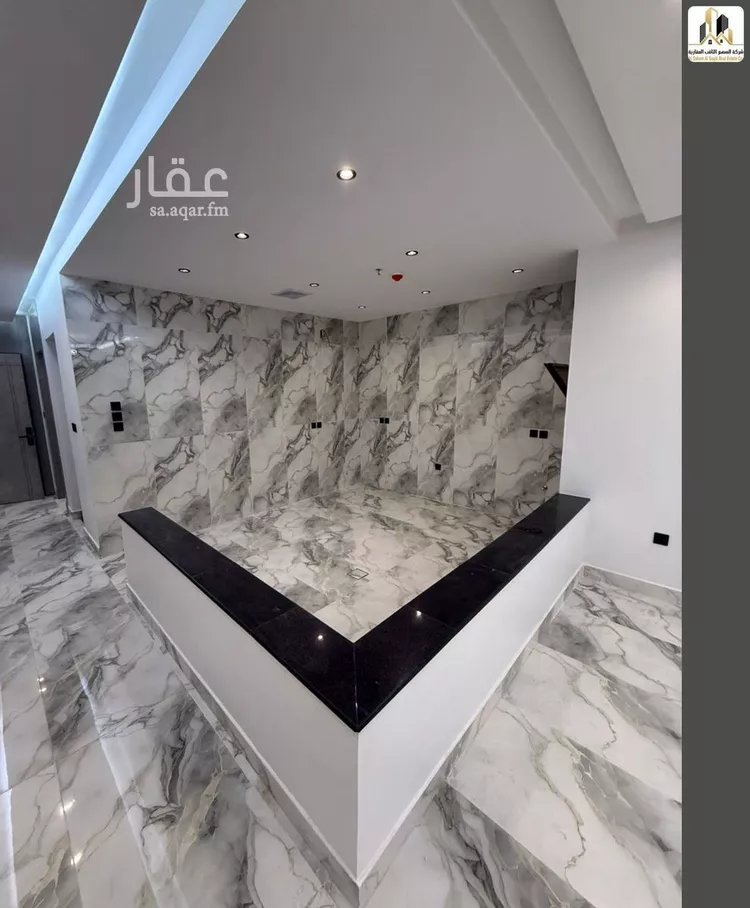 شقة للبيع في شارع دبسان, حي هجر, مدينة الدمام, المنطقة الشرقية 7