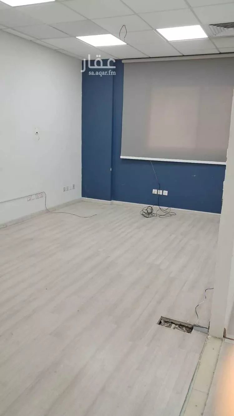 مكتب تجاري للإيجار في شارع صلاح الدين الايوبي, حي الملك عبدالعزيز, مدينة الرياض, منطقة الرياض صورة 5