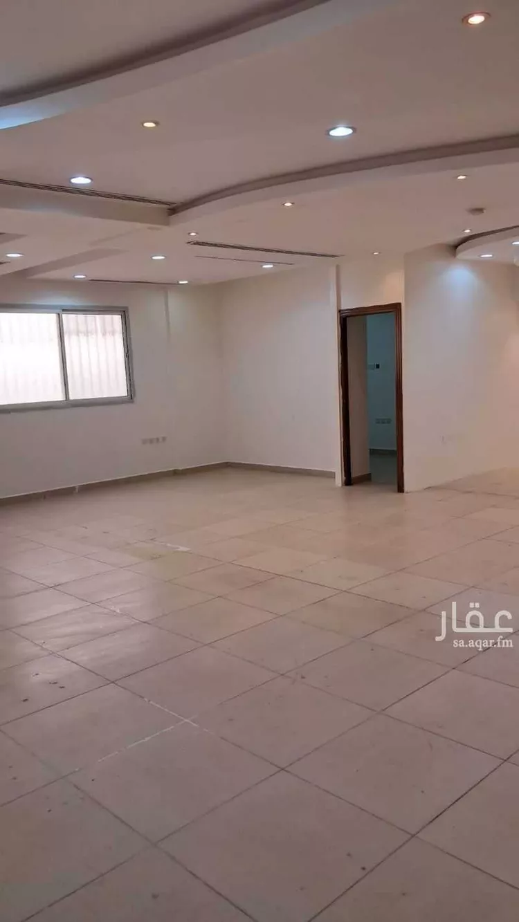 مكتب تجاري للإيجار في شارع صلاح الدين الايوبي, حي الملك عبدالعزيز, مدينة الرياض, منطقة الرياض صورة 2