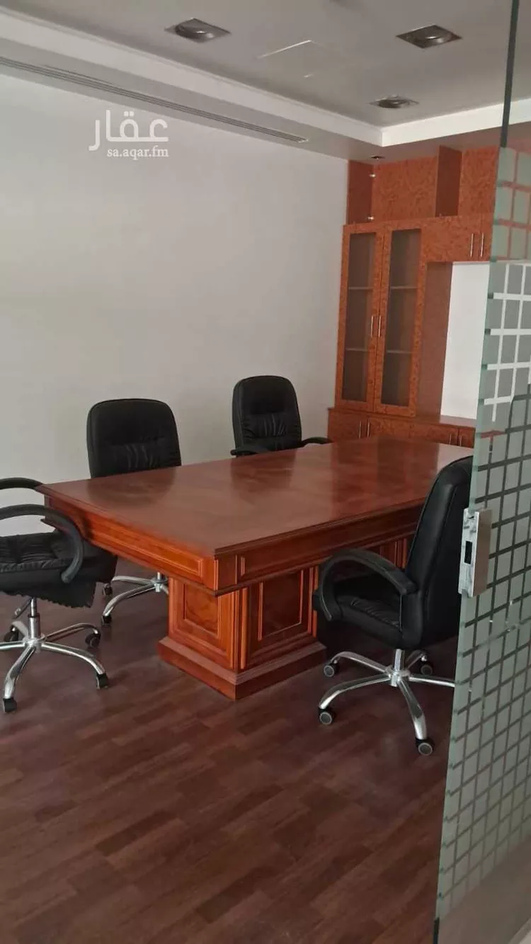 مكتب تجاري للإيجار في شارع صلاح الدين الايوبي, حي الملك عبدالعزيز, مدينة الرياض, منطقة الرياض صورة 5