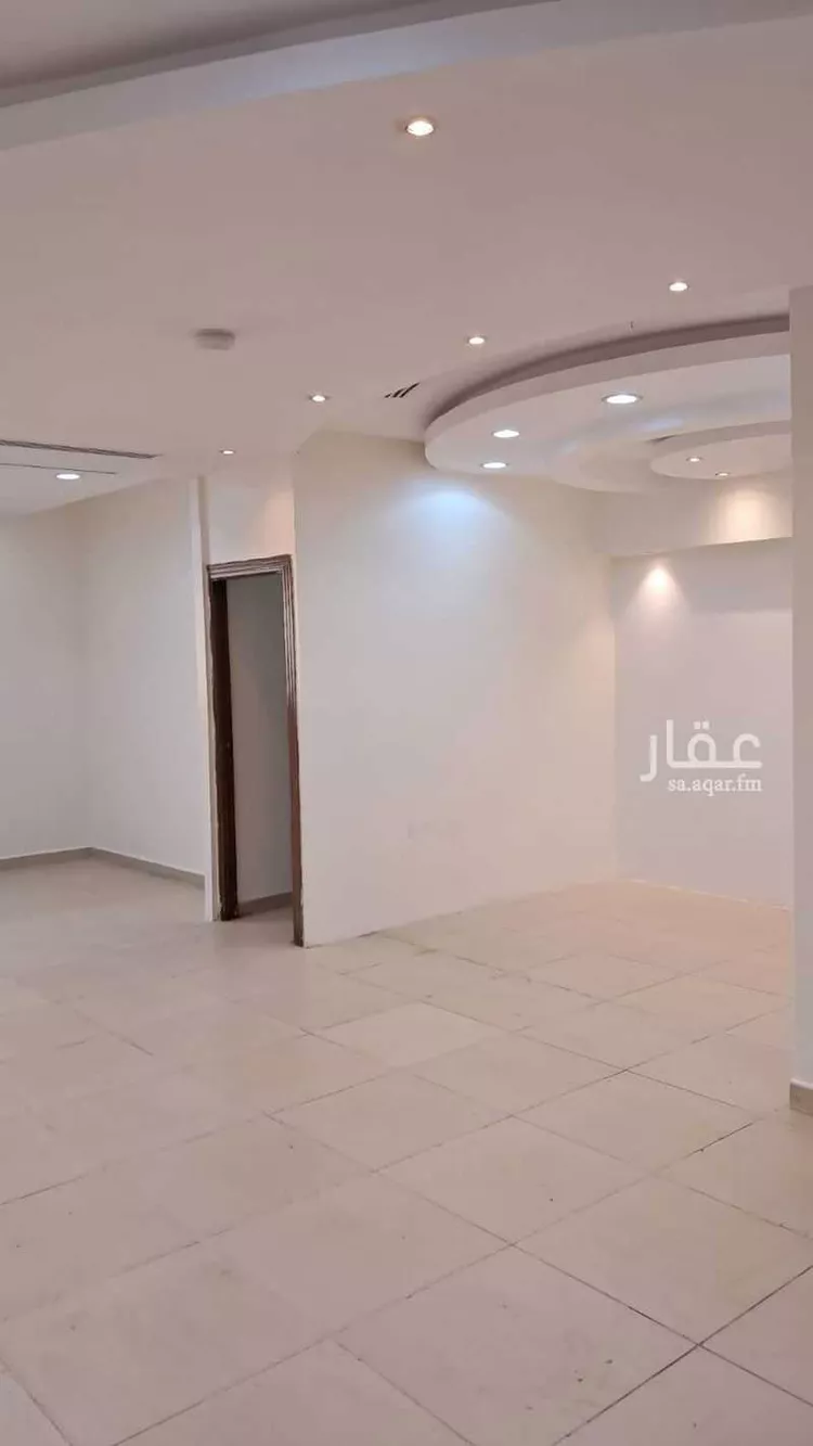 مكتب تجاري للإيجار في شارع صلاح الدين الايوبي, حي الملك عبدالعزيز, مدينة الرياض, منطقة الرياض صورة 5