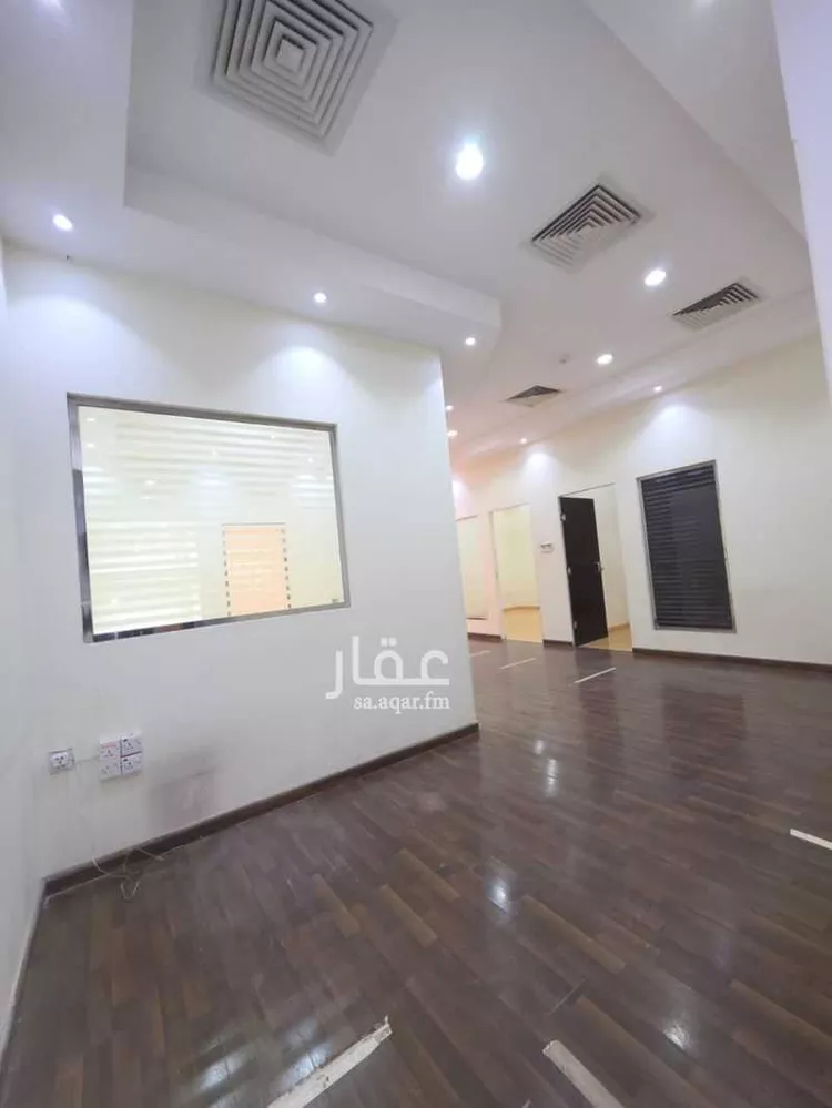 مكتب تجاري للإيجار في شارع الملك عبدالعزيز ابن عبدالرحمن سعود, حي السليمانية, مدينة الرياض, منطقة الرياض صورة 5