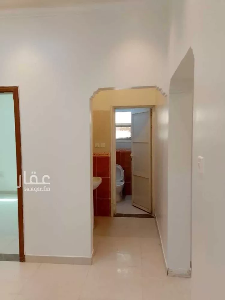 مكتب تجاري للإيجار في شارع الخرج القديم, حي طيبة, مدينة الرياض, منطقة الرياض صورة 4