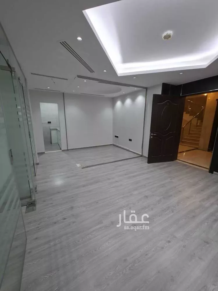 مكتب تجاري للإيجار في شارع الملك عبدالعزيز ابن عبدالرحمن سعود, حي السليمانية, مدينة الرياض, منطقة الرياض