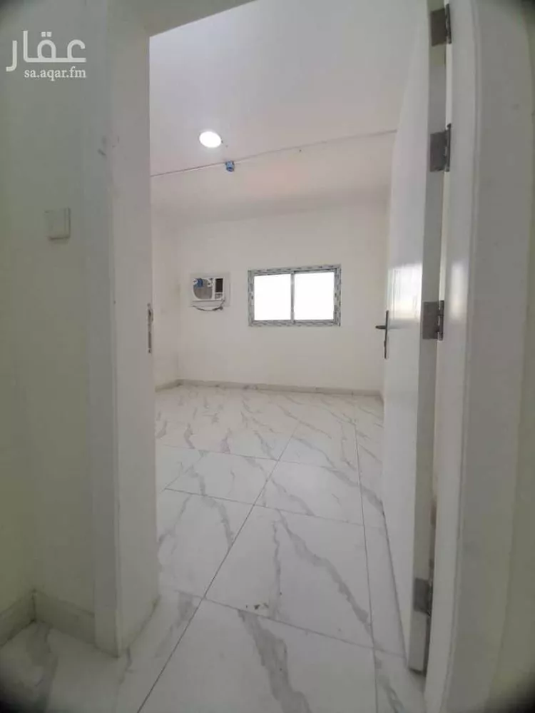 شقة للإيجار في شارع حاتم بن الليث, حي طيبة, مدينة الرياض, منطقة الرياض صورة 3