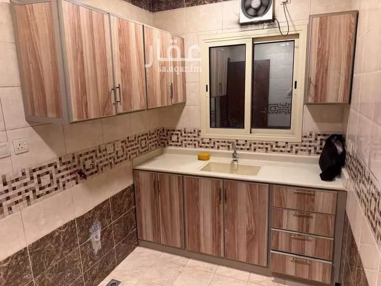 شقة للإيجار في شارع شيبة, حي الضباب, مدينة الدمام, المنطقة الشرقية 8