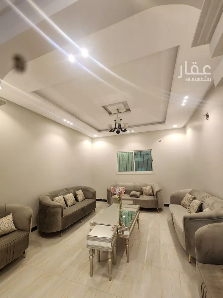 فيلا للإيجار في شارع اسماعيل اليزيدي, حي الرمال, مدينة الرياض, منطقة الرياض صورة 2