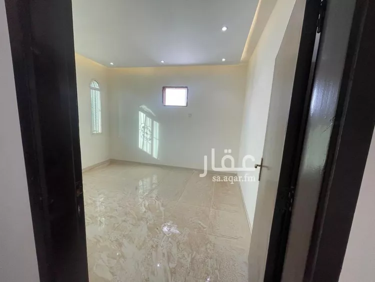 دور للبيع في شارع ابن الزبير الغرناطي, حي الرمال, مدينة الرياض, منطقة الرياض صورة 2