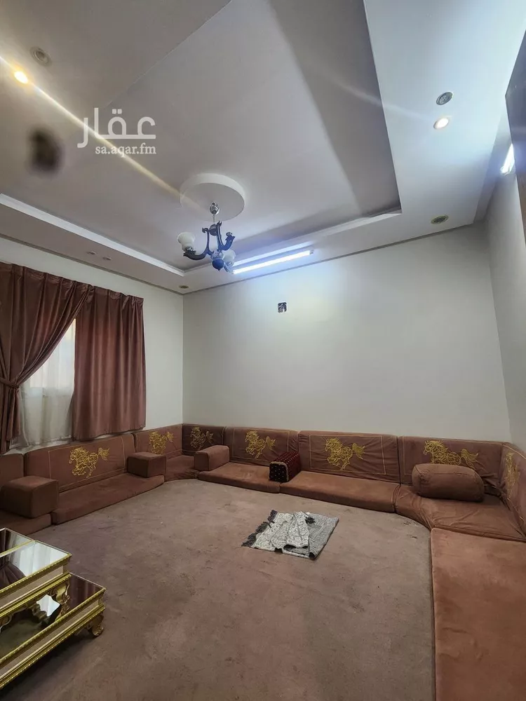 فيلا للإيجار في شارع اسماعيل اليزيدي, حي الرمال, مدينة الرياض, منطقة الرياض صورة 4