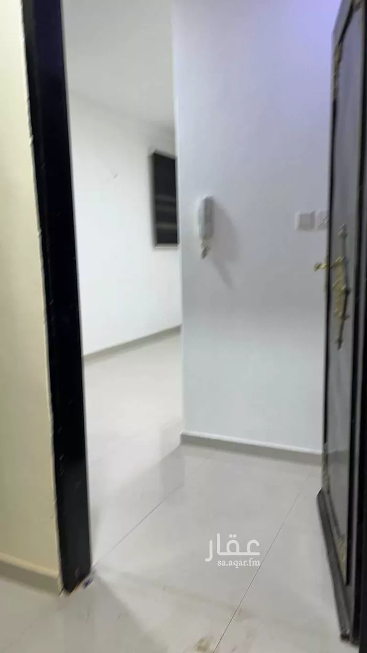 شقة للإيجار في شارع حسين بن صديق دحلان ، حي عكاظ ، الرياض ، منطقة الرياض صورة 2
