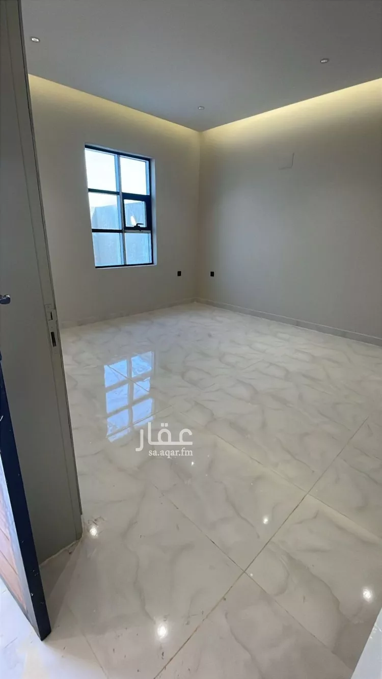 فيلا للبيع في شارع ابوحجر الاعلى 4, حي ابوحجر الاعلى, مدينة صامطه, منطقة جازان صورة 3