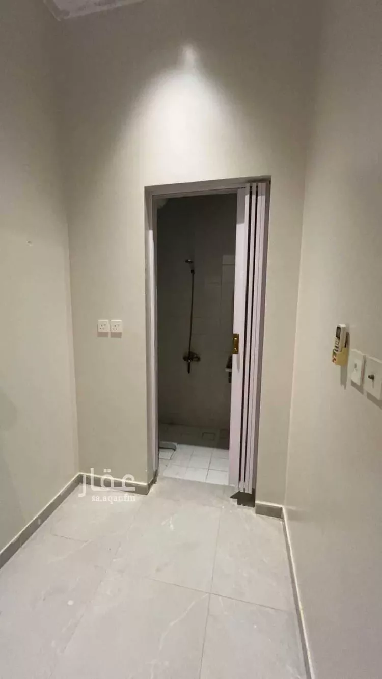غرفة للإيجار في شارع 22707413, حي القيروان, مدينة الرياض, منطقة الرياض