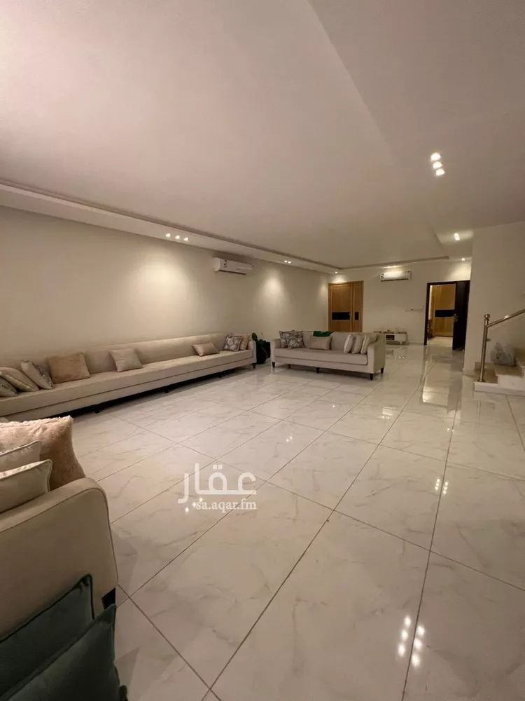 فيلا للبيع في شارع إبراهيم العجيرى, حي الياقوت, مدينة جدة, منطقة مكة المكرمة صورة 3